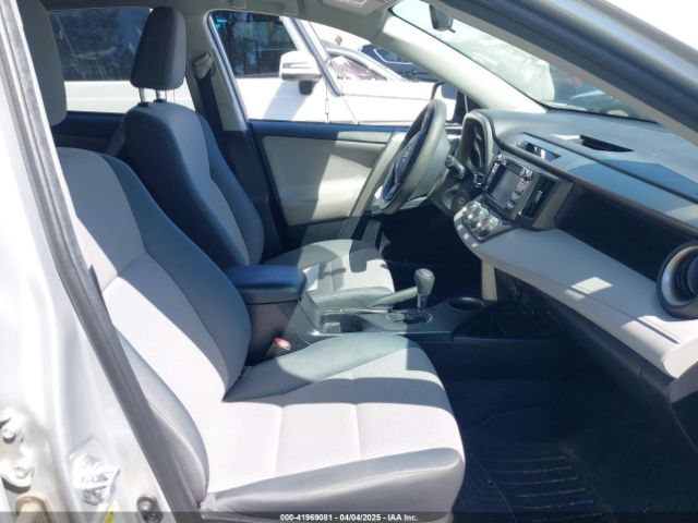 2T3ZFREV1FW227894 Toyota RAV4 LE