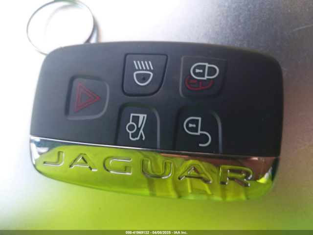 2016 JAGUAR XF SAJBD4BV2GCY20555 Photo 10