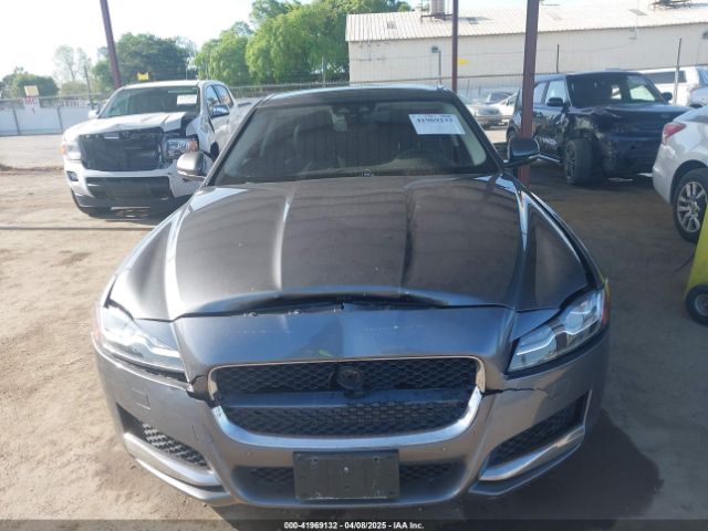 SAJBD4BV2GCY20555 Jaguar Xf 35t Premium
