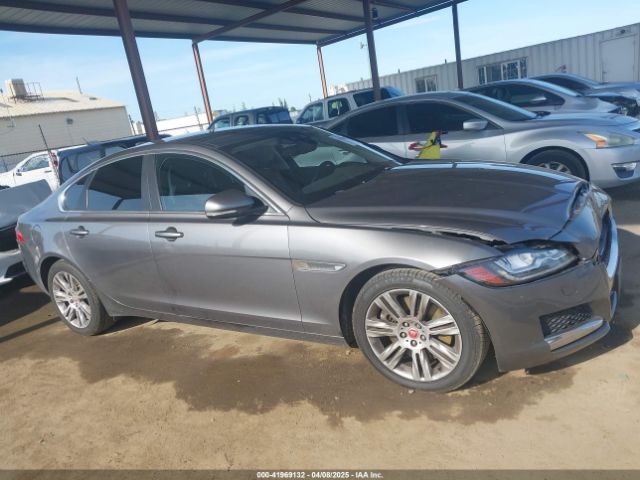 SAJBD4BV2GCY20555 Jaguar Xf 35t Premium