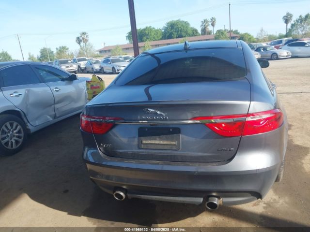 SAJBD4BV2GCY20555 Jaguar Xf 35t Premium