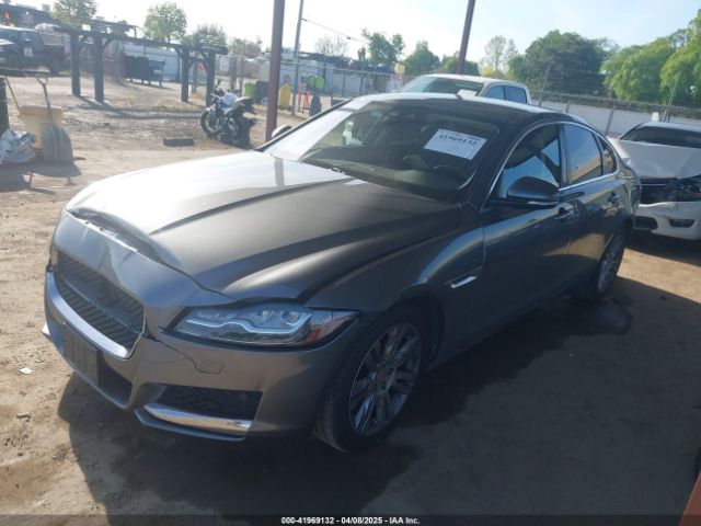 2016 JAGUAR XF SAJBD4BV2GCY20555 Photo 1