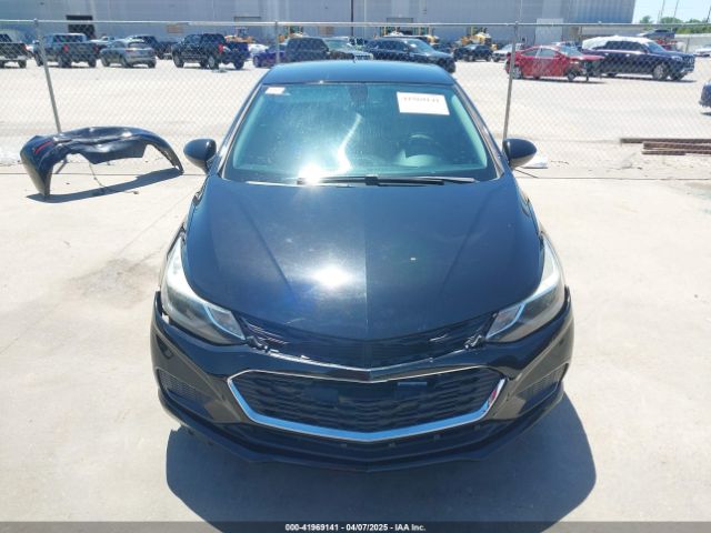 1G1BE5SM3H7111273 Chevrolet Cruze Lt Auto