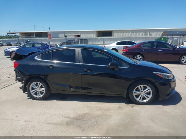 1G1BE5SM3H7111273 Chevrolet Cruze Lt Auto