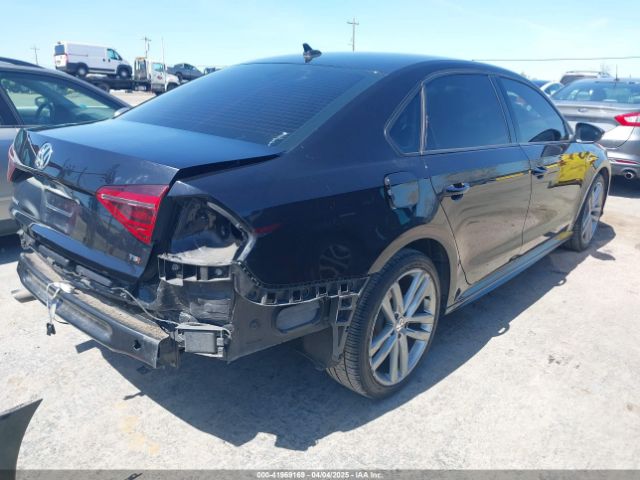 1VWAA7A32JC014840 Volkswagen Passat 2.0t R-line/2.0t S