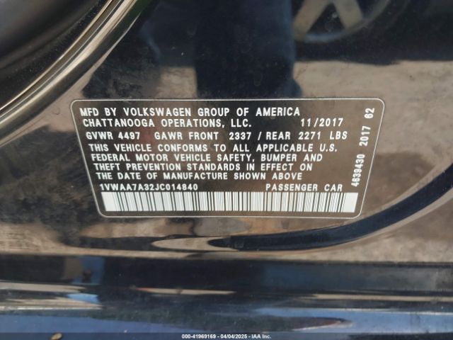 1VWAA7A32JC014840 Volkswagen Passat 2.0t R-line/2.0t S