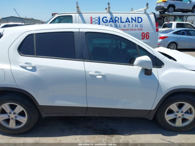 KL7CJKSM9NB510569 Chevrolet Trax Fwd Ls