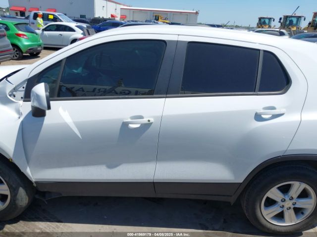 KL7CJKSM9NB510569 Chevrolet Trax Fwd Ls