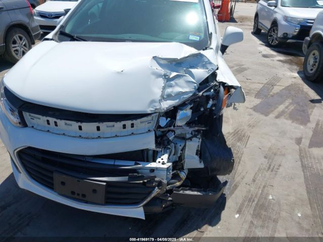KL7CJKSM9NB510569 Chevrolet Trax Fwd Ls