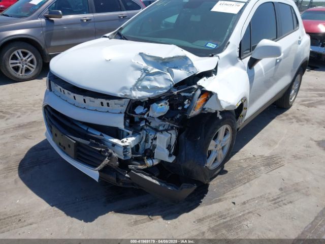KL7CJKSM9NB510569 Chevrolet Trax Fwd Ls