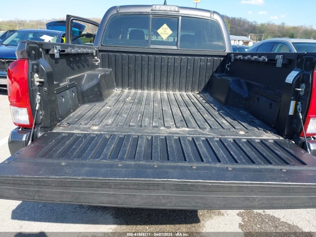 5TFAX5GN3GX058166 Toyota Tacoma Sr