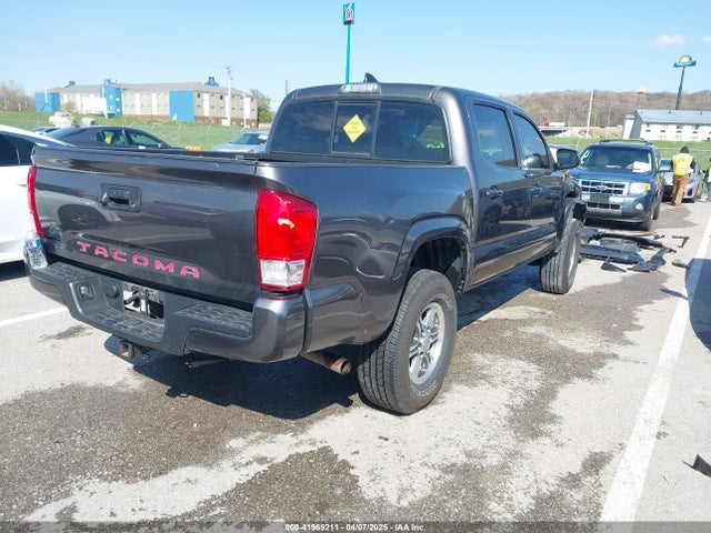 5TFAX5GN3GX058166 Toyota Tacoma Sr