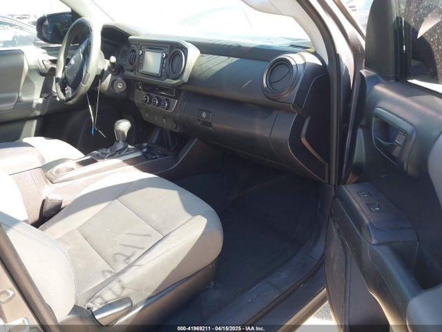 5TFAX5GN3GX058166 Toyota Tacoma Sr