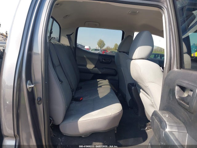 5TFAX5GN3GX058166 Toyota Tacoma Sr