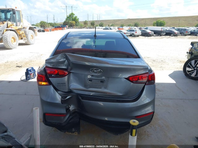 3KPC24A69NE176075 Hyundai ACCENT SE