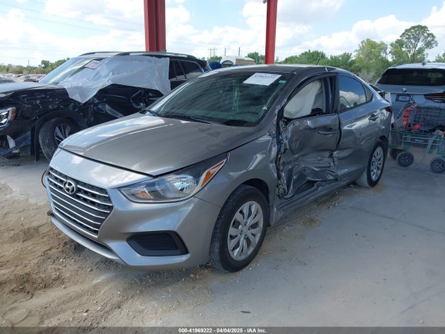 3KPC24A69NE176075 Hyundai ACCENT SE