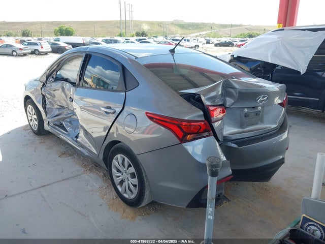 3KPC24A69NE176075 Hyundai ACCENT SE
