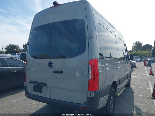 W1Z40FHY2NT082289 Mercedes-Benz m274