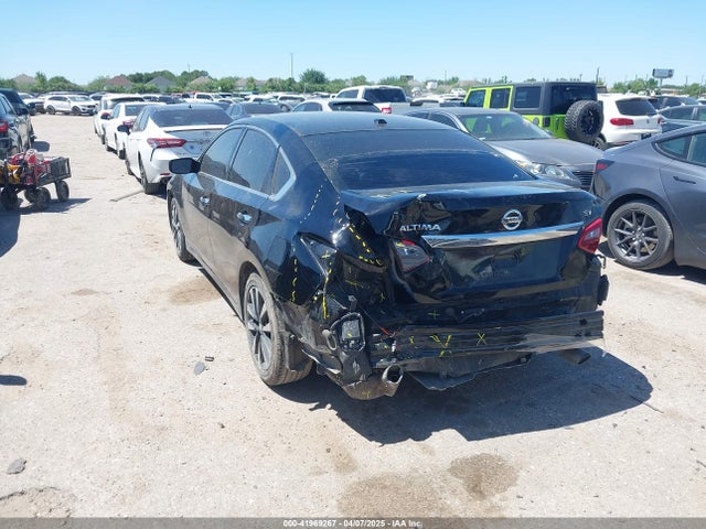 1N4AL3AP8JC216368 Nissan Altima 2.5 Sv