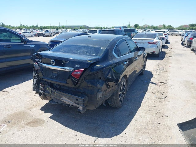 1N4AL3AP8JC216368 Nissan Altima 2.5 Sv