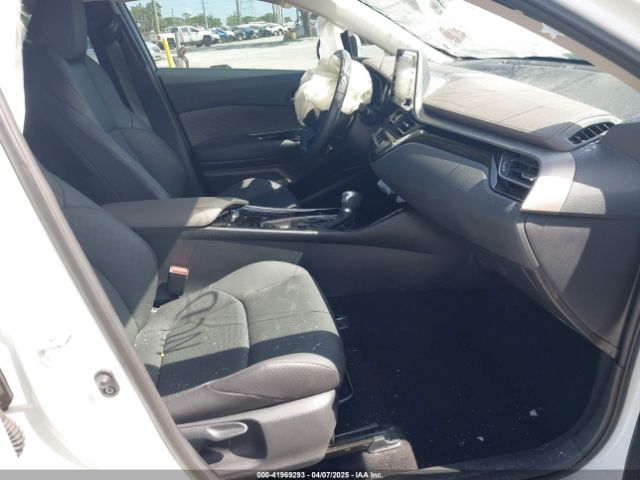 NMTKHMBX8NR147317 Toyota C-hr Limited
