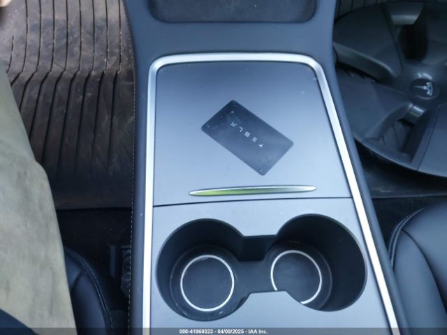 5YJ3E1EA5MF992049 Tesla Model 3 Standard Range Plus Rear-wheel Drive