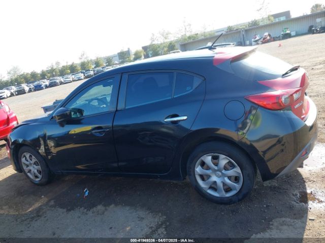 JM1BM1K74F1240619 Mazda Mazda3 I Sport