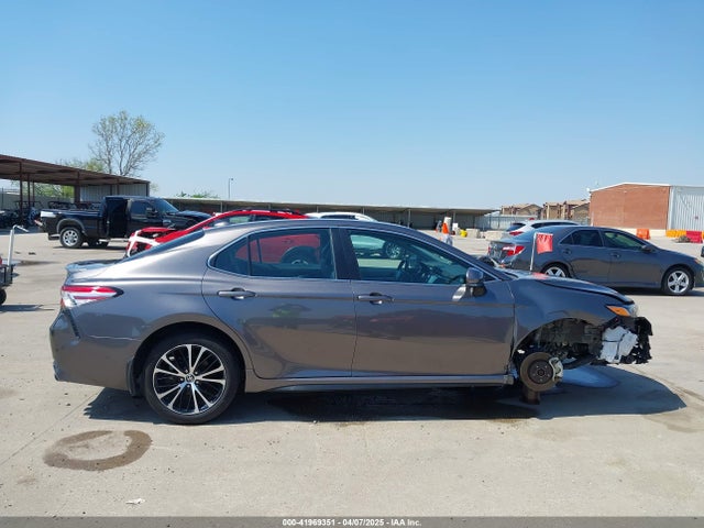 4T1M11AK0LU999698 Toyota CAMRY SE