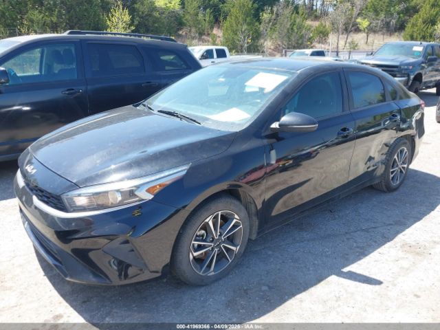 3KPF24AD6NE469430 KIA Forte Lxs
