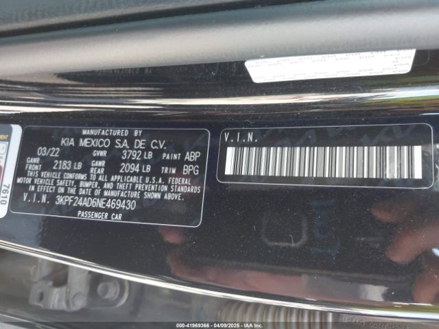 3KPF24AD6NE469430 KIA Forte Lxs