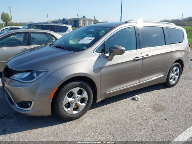 2017 CHRYSLER PACIFICA 2C4RC1EG8HR592033 Photo 1