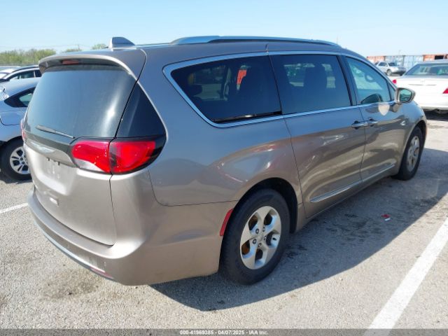 2017 CHRYSLER PACIFICA 2C4RC1EG8HR592033 Photo 3