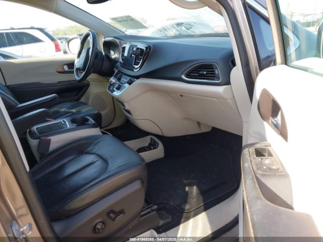 2017 CHRYSLER PACIFICA 2C4RC1EG8HR592033 Photo 4