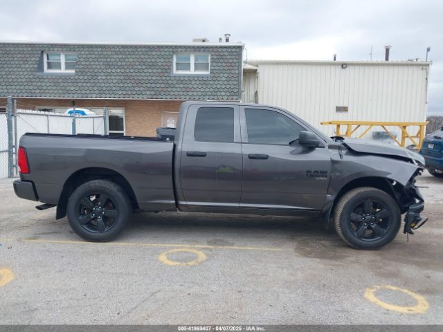 1C6RR7FG1KS547920 RAM 1500 Classic Express  4x4 6'4 Box