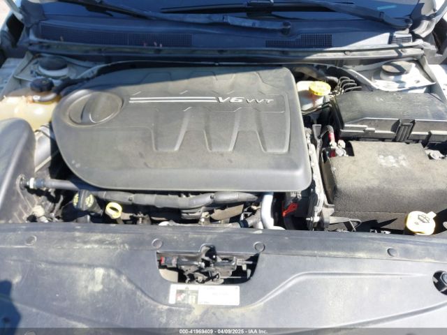 1C3CCCDG6FN644289 Chrysler 200 S