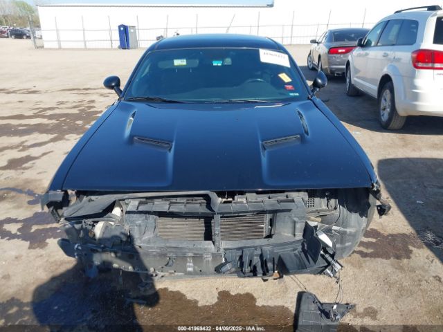 2C3CDZAGXKH672071 Dodge Challenger Sxt