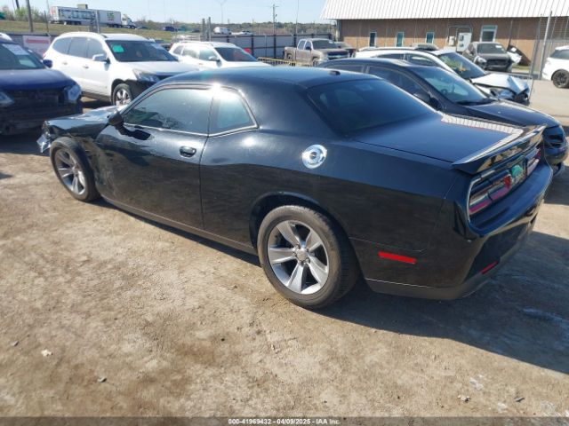 2C3CDZAGXKH672071 Dodge Challenger Sxt