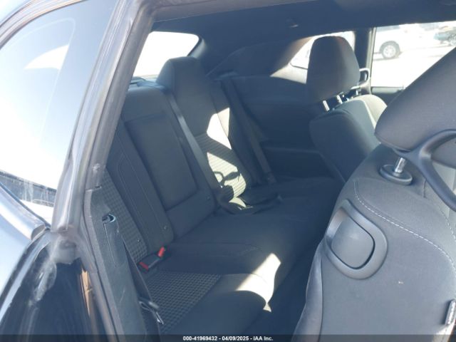 2C3CDZAGXKH672071 Dodge Challenger Sxt