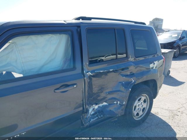 1C4NJPBB1ED927261 Jeep Patriot Sport