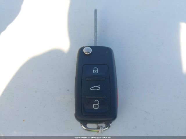 3VW167AJ1HM277622 Volkswagen Jetta 1.4t S