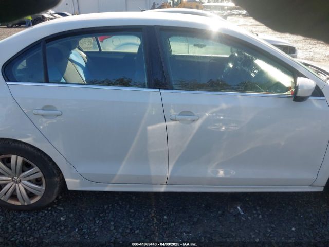 3VW167AJ1HM277622 Volkswagen Jetta 1.4t S