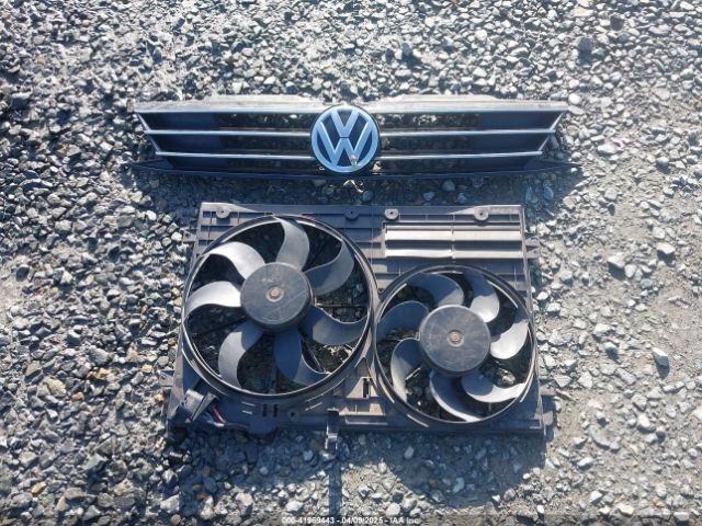 3VW167AJ1HM277622 Volkswagen Jetta 1.4t S