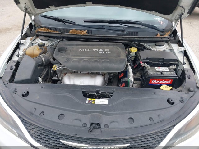 Chrysler 200 Limited 2016 1C3CCCAB3GN154726 Image 10