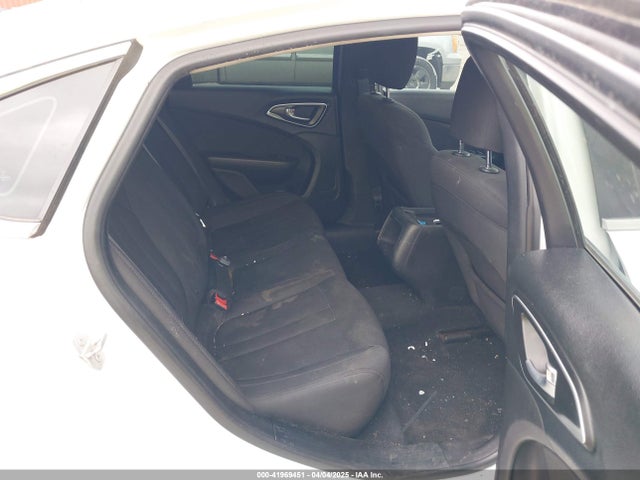 Chrysler 200 Limited 2016 1C3CCCAB3GN154726 Image 8
