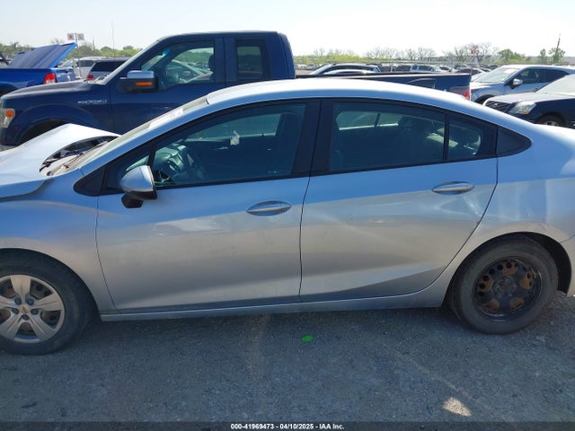 1G1BC5SM3H7145915 Chevrolet Cruze Ls Auto