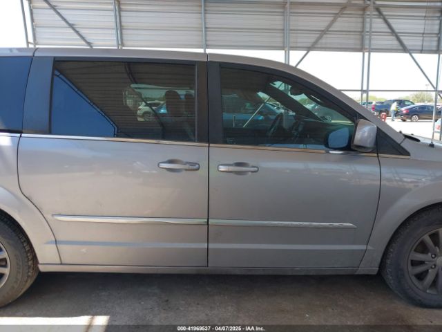 2C4RC1HG5FR539461 Chrysler Town & Country S