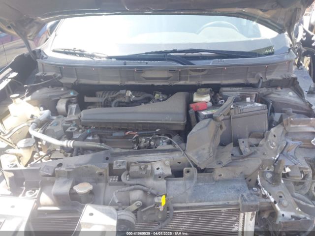 KNMAT2MT5HP546386 Nissan ROGUE SV