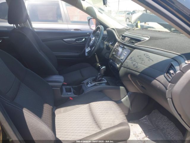KNMAT2MT5HP546386 Nissan ROGUE SV