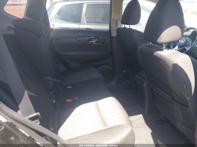KNMAT2MT5HP546386 Nissan ROGUE SV
