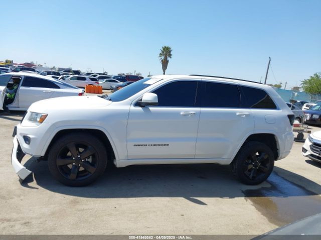 1C4RJEAG5FC713755 Jeep Grand Cherokee Altitude